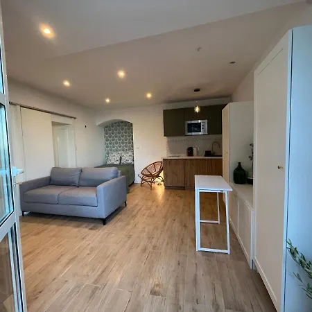 Apartamento Charmant Studio