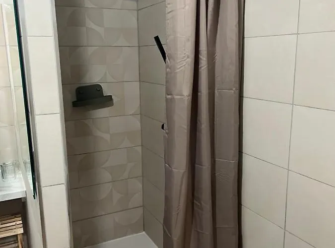 Charmant Studio Apartment *